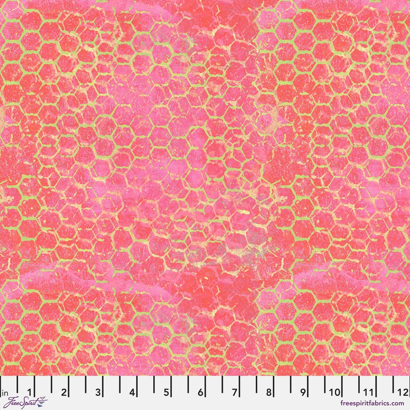 Honeycomb - Pink - Sold by the Half Yard - Butterfly Fields by Sue Penn - PWSP067.PINK